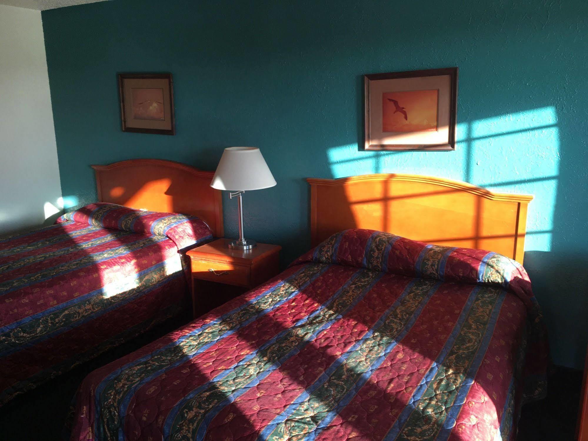 Chaparral Motel Порт-Лавака Екстер'єр фото